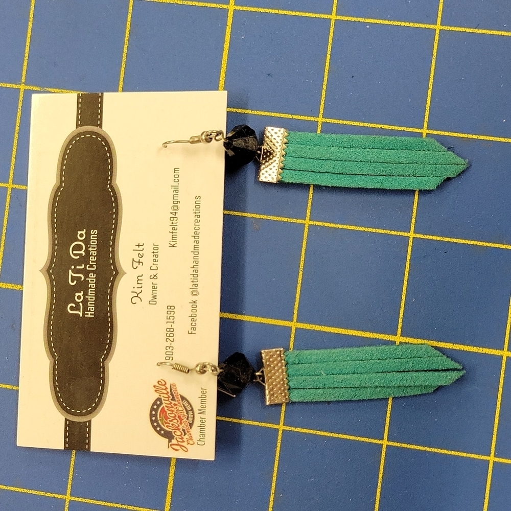 Turquoise Pleather Beads Earrings 2.25"